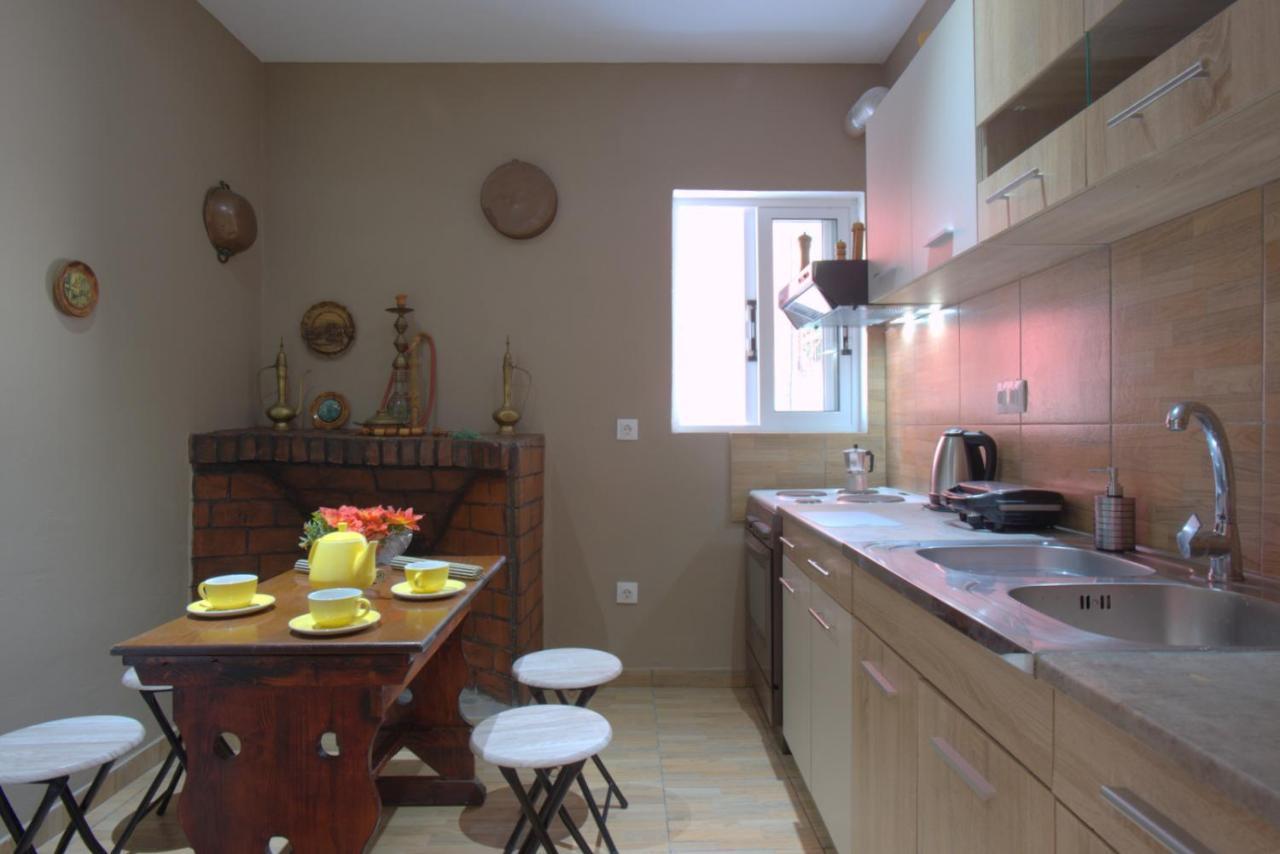 Ilias Apartments Ipsos Ngoại thất bức ảnh